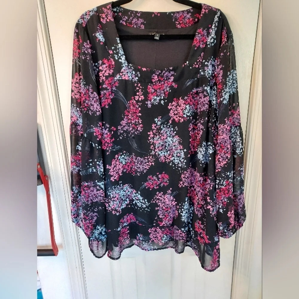 Lane Bryant Black Floral Long Sleeve Blouse in Size 24